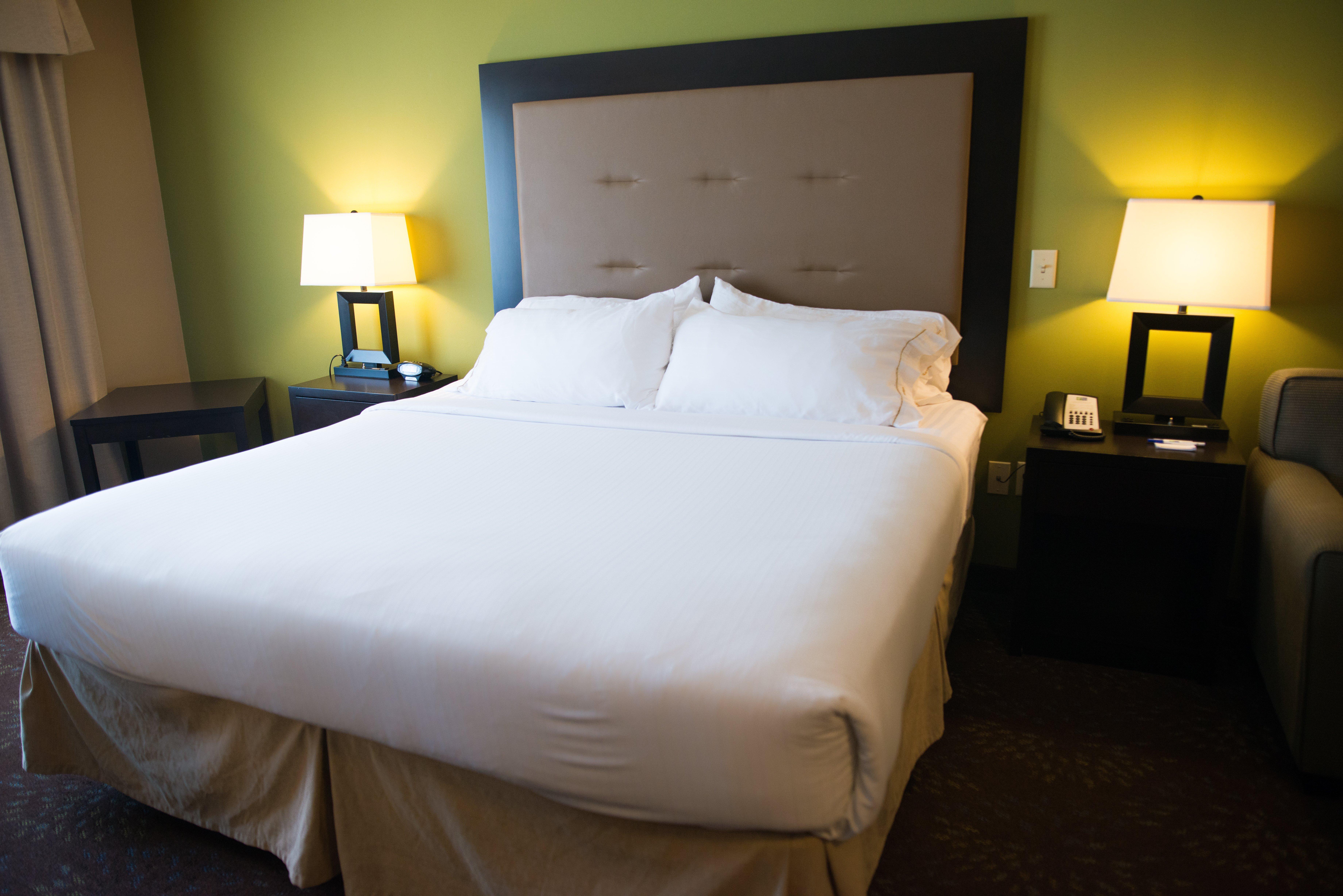 Holiday Inn Express & Suites Northwood By Ihg Silver Lake Luaran gambar