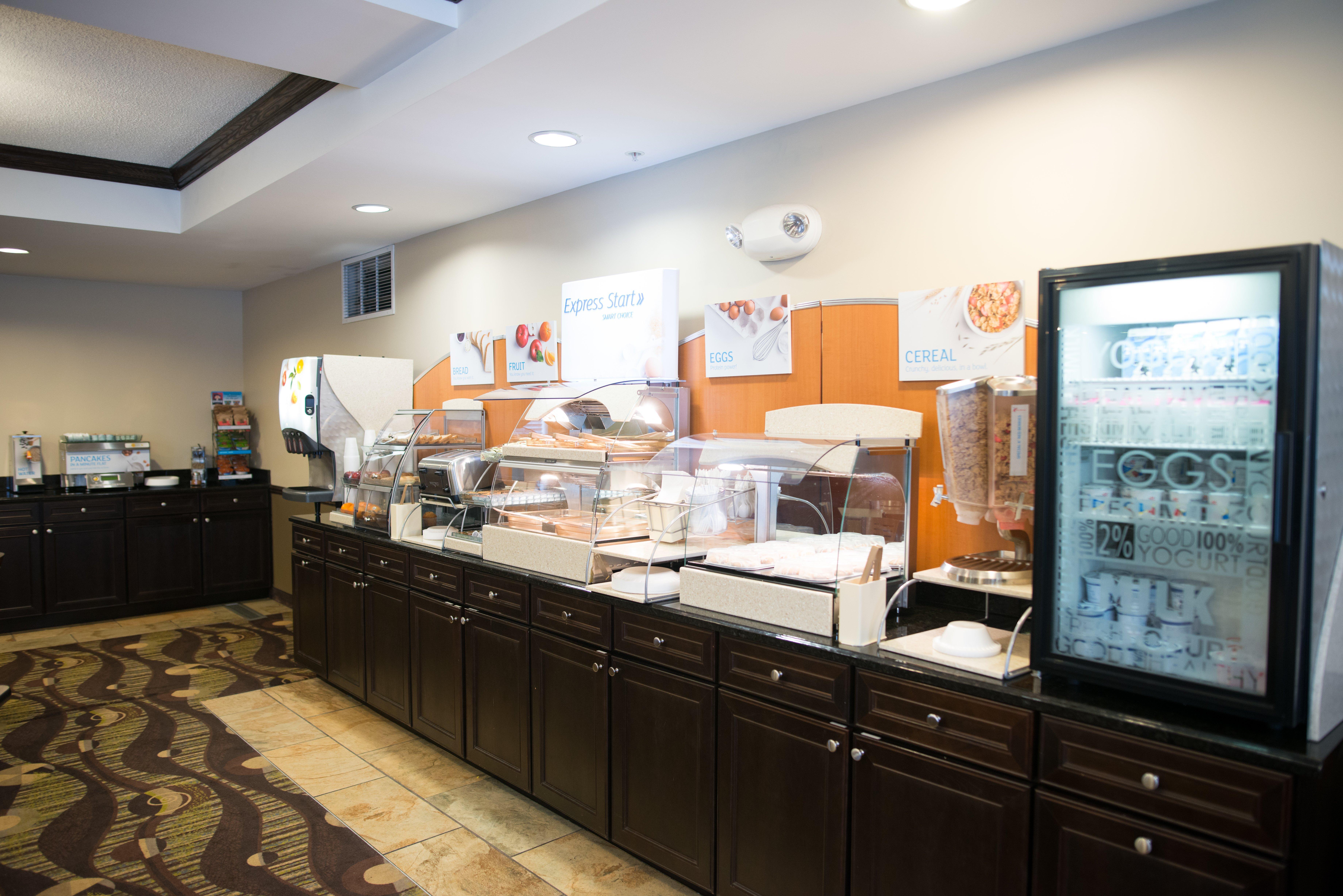 Holiday Inn Express & Suites Northwood By Ihg Silver Lake Luaran gambar