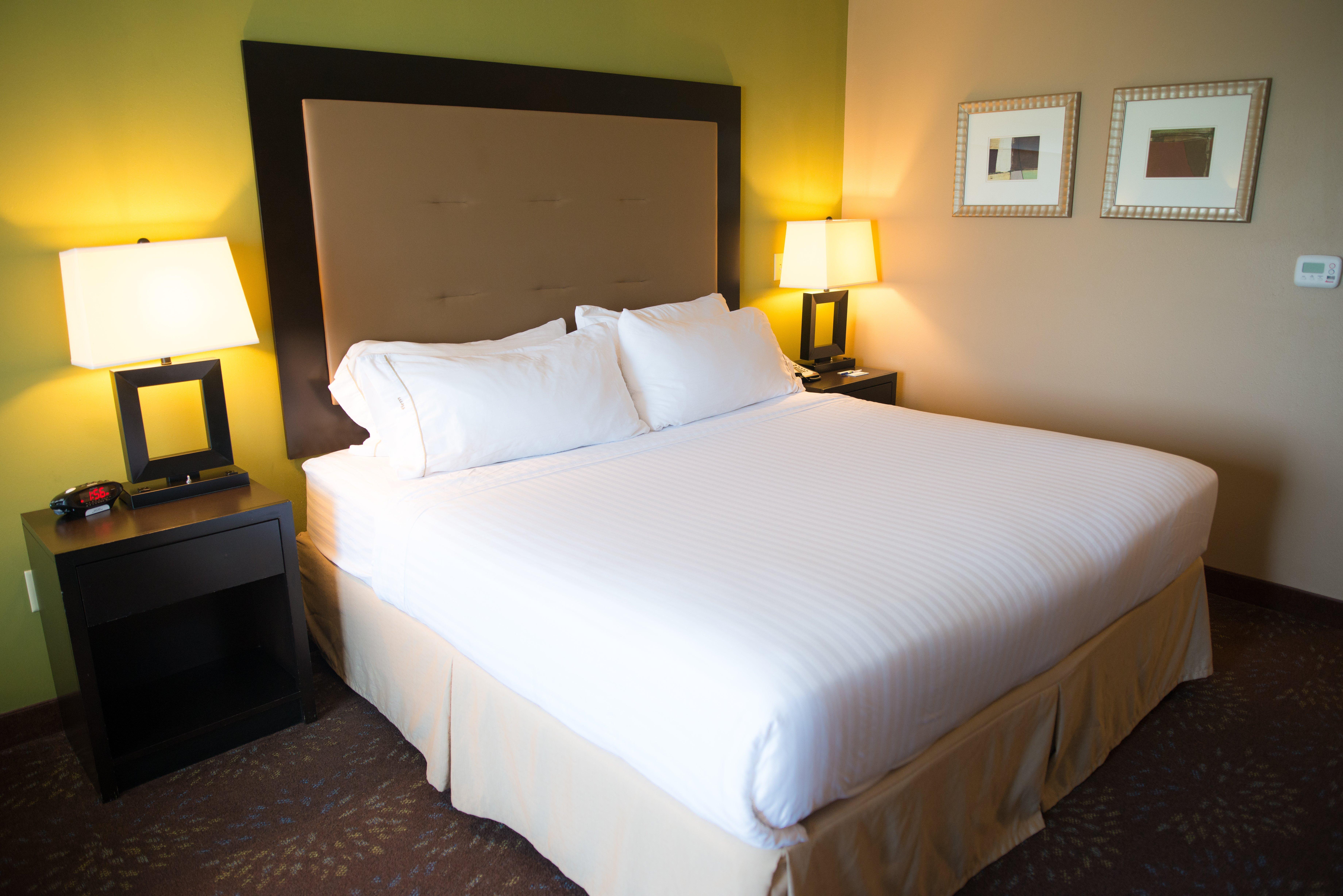 Holiday Inn Express & Suites Northwood By Ihg Silver Lake Luaran gambar