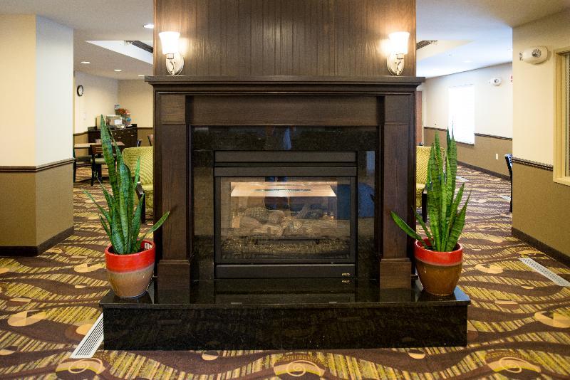 Holiday Inn Express & Suites Northwood By Ihg Silver Lake Luaran gambar